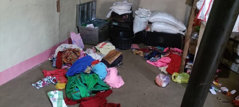 ताला तोड़कर जेवर सहित नगदी की चोरी