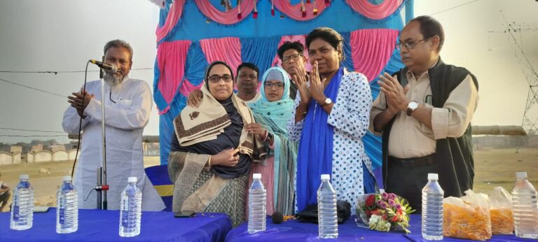 विधायक निसात आलम ने किया गांवों का दौरा, समस्याओं से हुए रूबरू